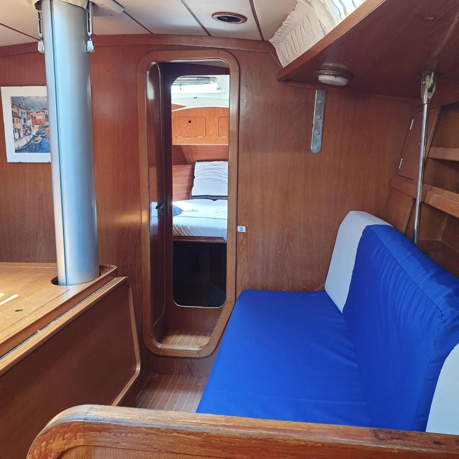 Bed And Boat Holiday Hotell La Spezia Exteriör bild