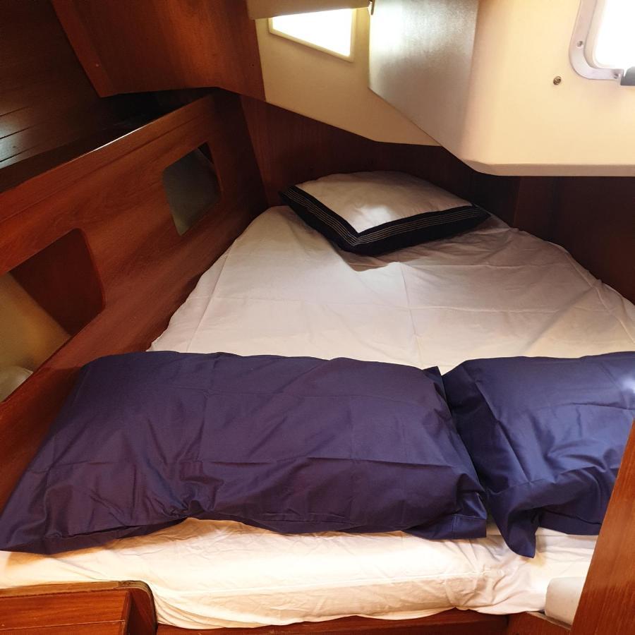 Bed And Boat Holiday Hotell La Spezia Exteriör bild