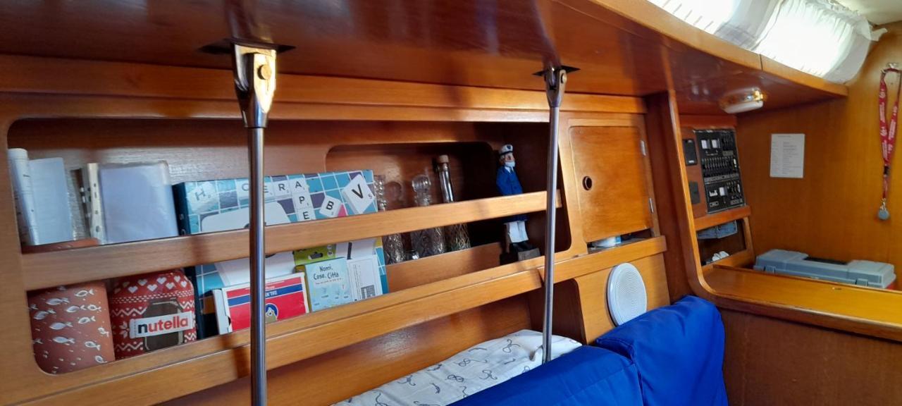 Bed And Boat Holiday Hotell La Spezia Exteriör bild